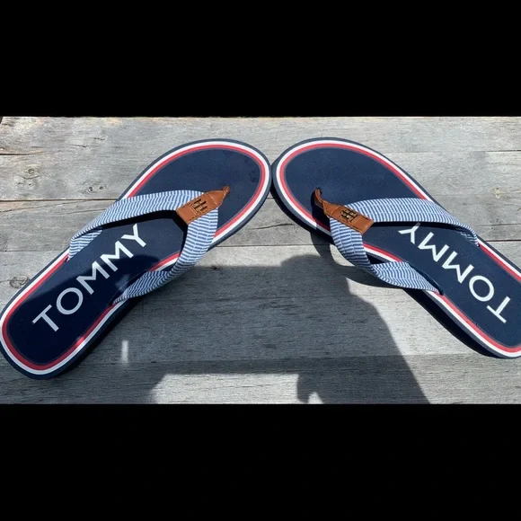 Tommy Hilfiger Flip flops never worn - Picture 3 of 7